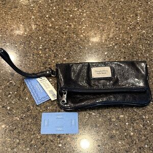 Simply Vera Vera Wang Shiny Black Wristlet